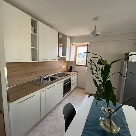 Cavour Вентимилья