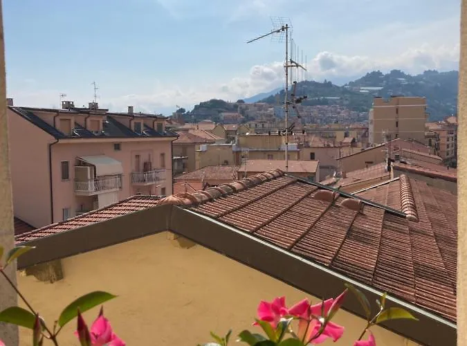 Cavour * 文蒂米利亚